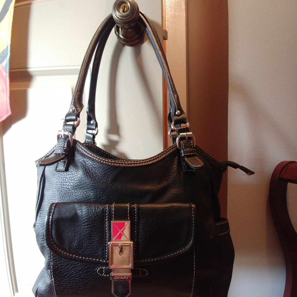 Chaps nice black purse